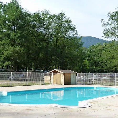 Camping Camping Chasselouve 2*