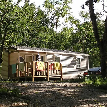 Camping Camping Chasselouve 2*
